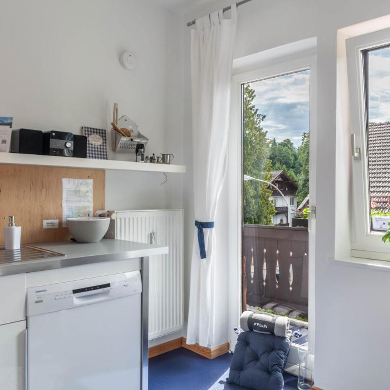 Fewo im Blauen Haus Dg - Appartamento Premium con 3 Camere da Letto e Balcone - 19