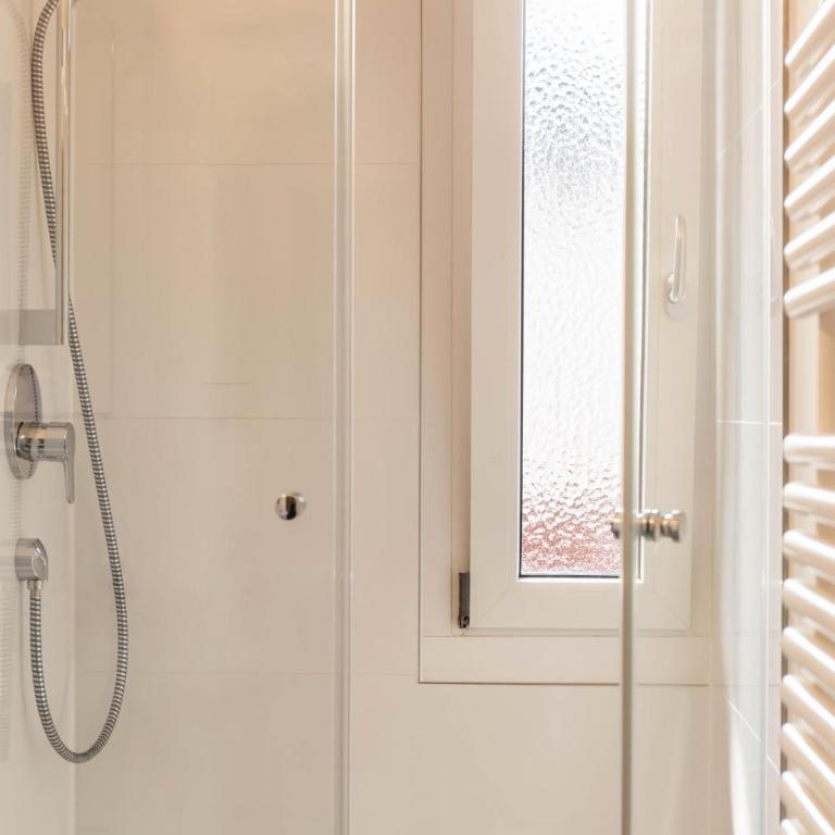 Fewo im Blauen Haus Dg - Appartamento Premium con 3 Camere da Letto e Balcone - 23