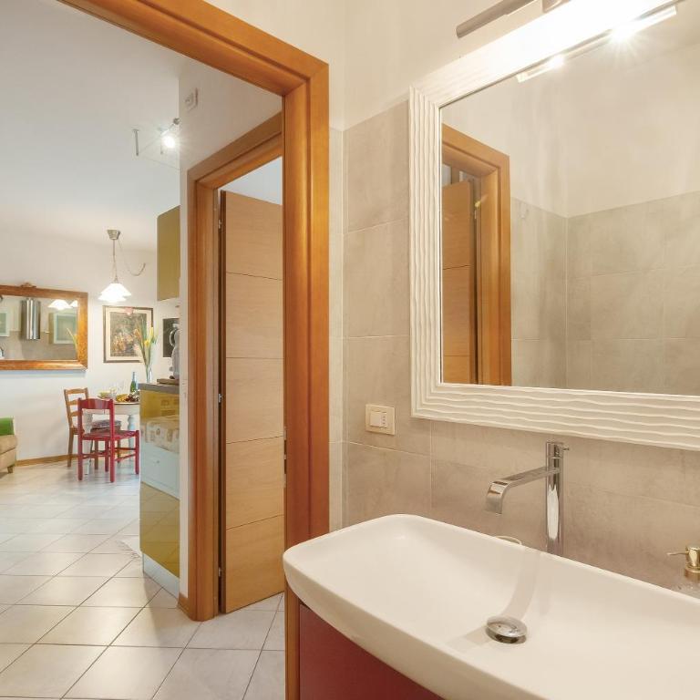 La Leopolda - Superior One-Bedroom Apartment with Balcony - 18