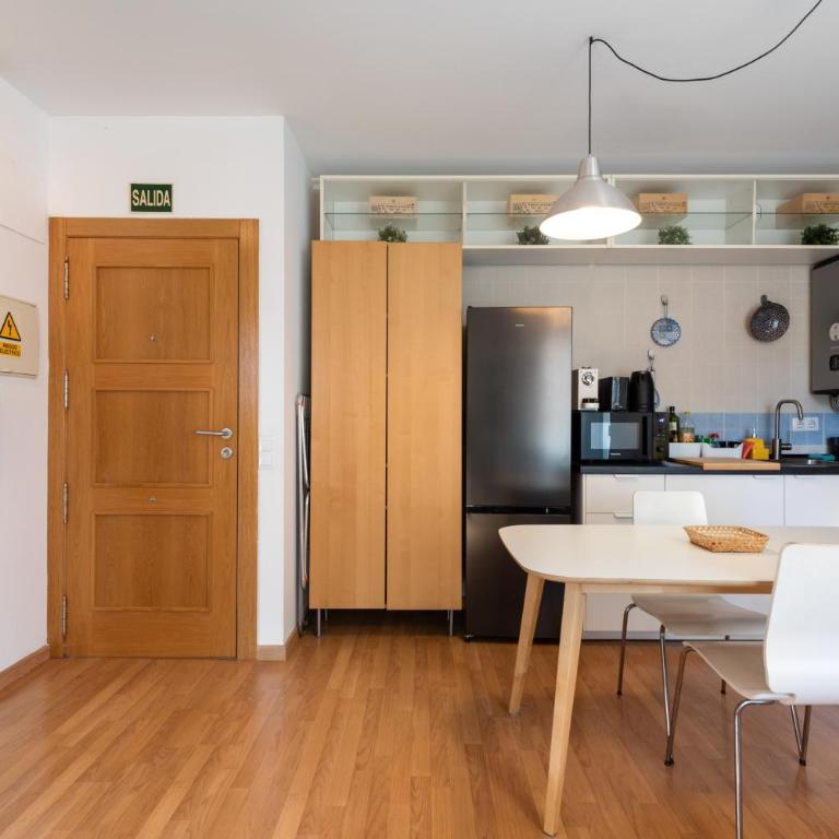 La casa de la Muralla - Estudio con balcón - 8