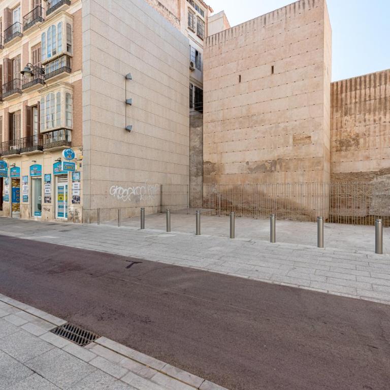 La casa de la Muralla - Estudio con balcón - 21