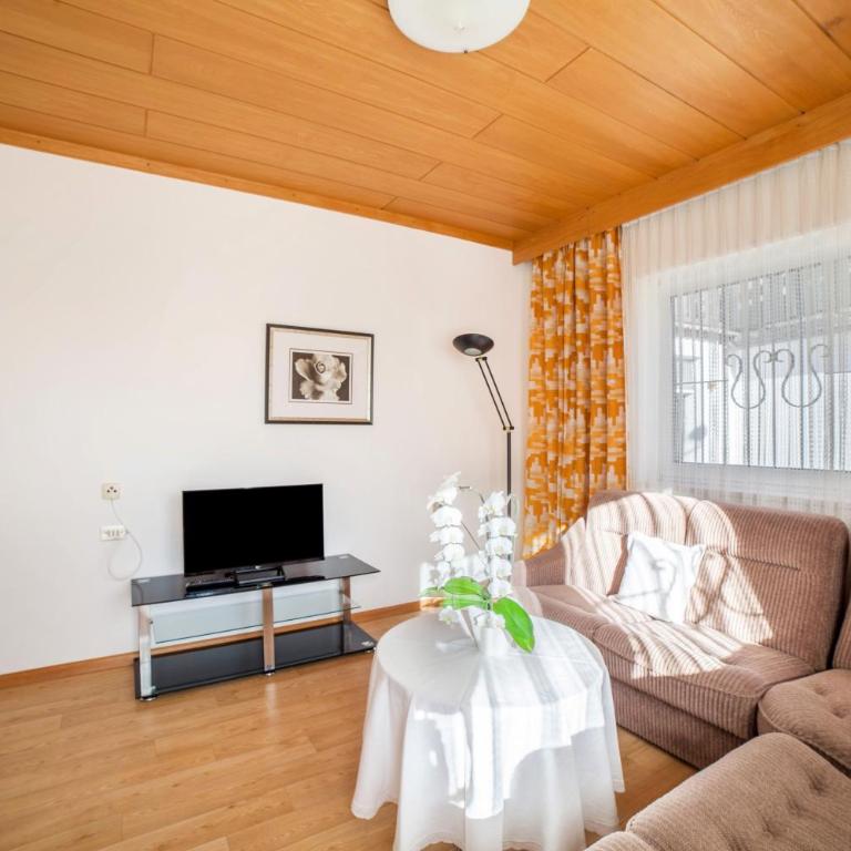 Residence Pichler Apartment 8 - Appartamento con 2 Camere da Letto e con Vista Montagna - 3