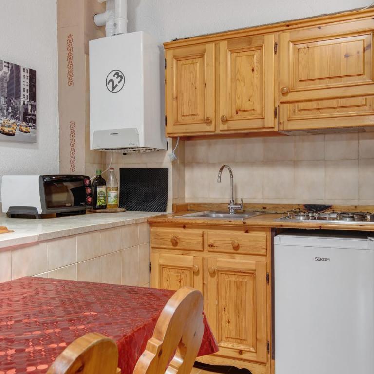Ma Petite Maison - Appartamento Superior con 1 Camera da Letto e Balcone - 7