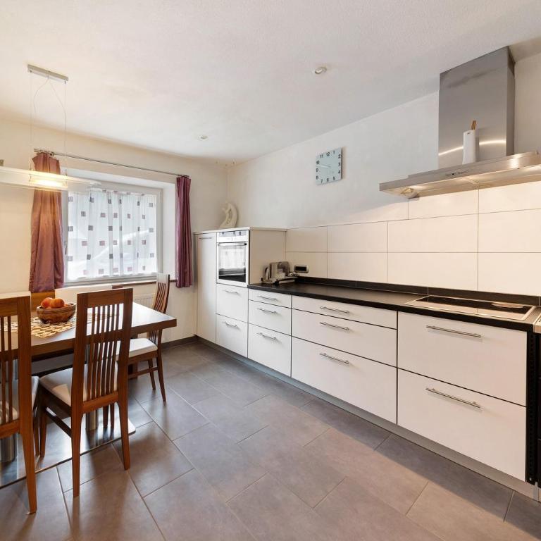 Apartment Bergkristall - Appartamento Deluxe con 2 Camere da Letto e Vista Giardino - 4