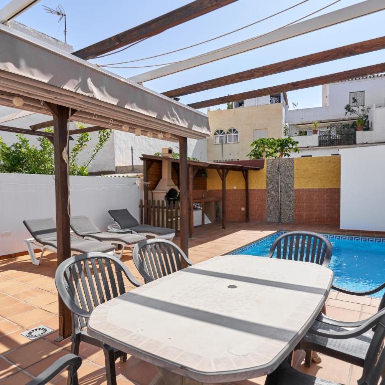 Vivienda con piscina - Superior Apartment with City View - 30