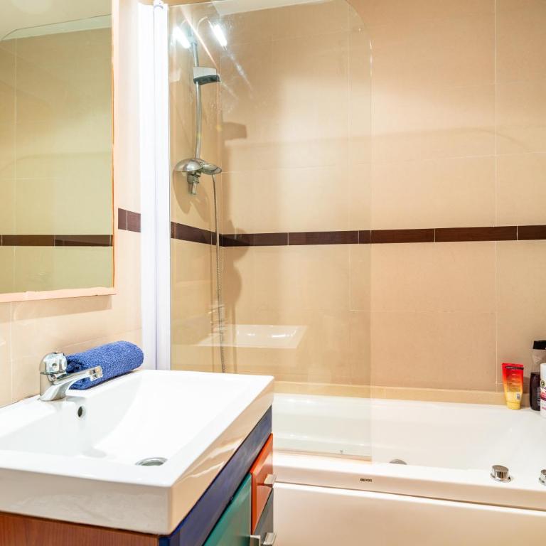 Neptuno - Apartamento Deluxe de 2 dormitorios con vistas al mar - 11