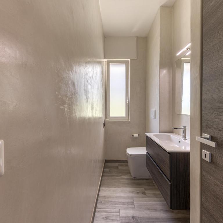 Casa Vacanze La Torre - Appartamento Premium con 3 Camere da Letto e Balcone - 15