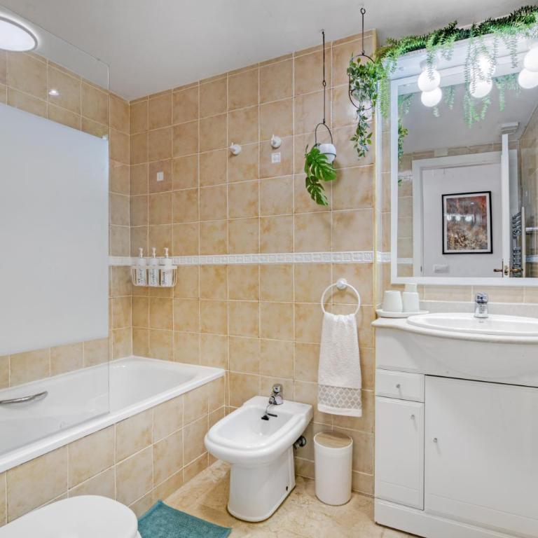 Alba - Apartamento Deluxe de 2 dormitorios con vistas al jardín - 17