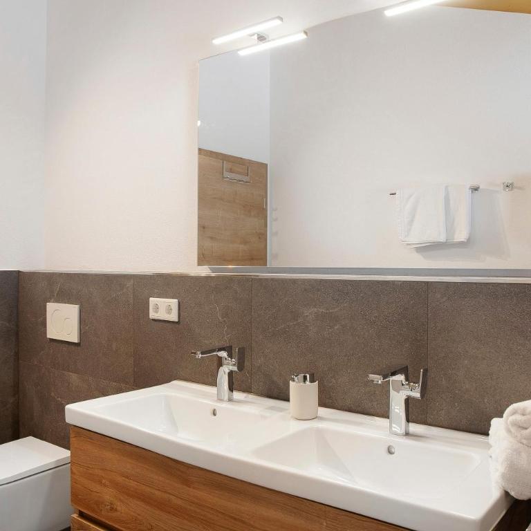 Ferienwohnung Bergenzian - Deluxe-Apartment mit 2 Schlafzimmern und Gartenblick - 19