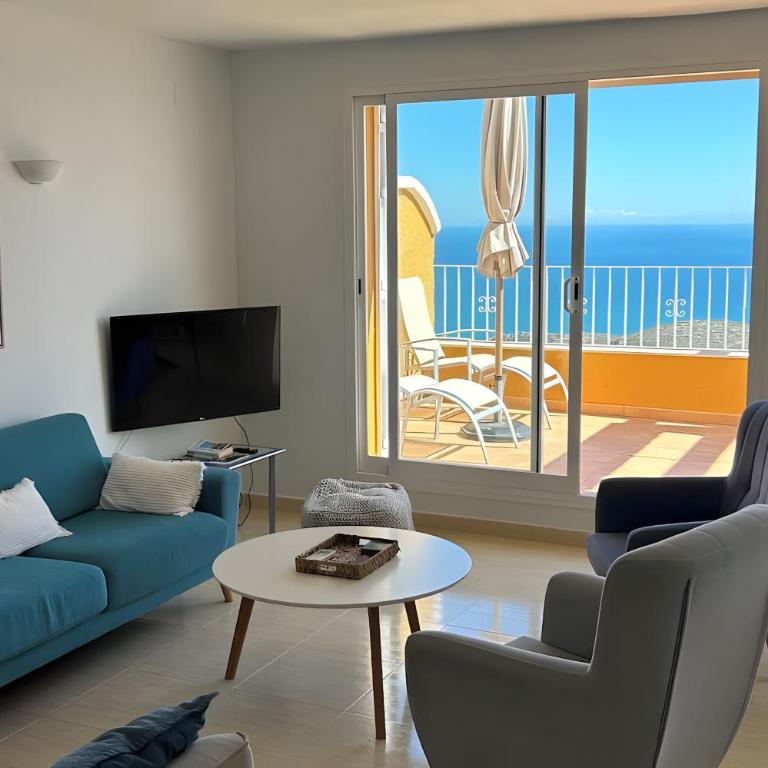 Duplex Cumbres del Sol - Apartamento de 3 dormitorios y vistas al mar - 2
