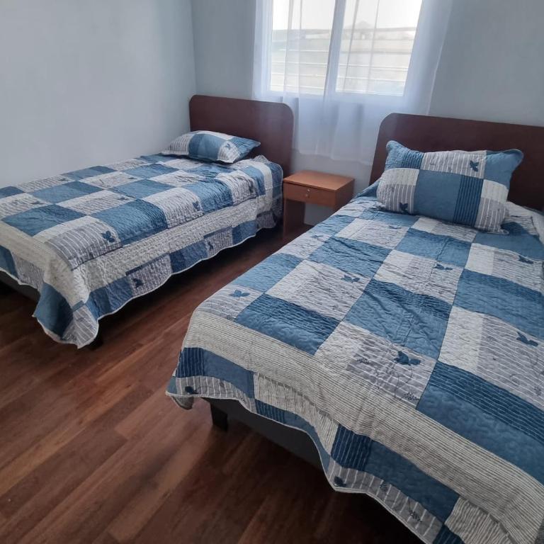 Casa de campo independiente - Three-Bedroom Home - 2
