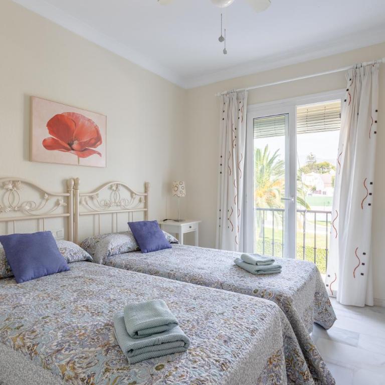 Apartamento Alcazaba Zona Parador - Apartamento Deluxe de 2 dormitorios con vistas al jardín - 16