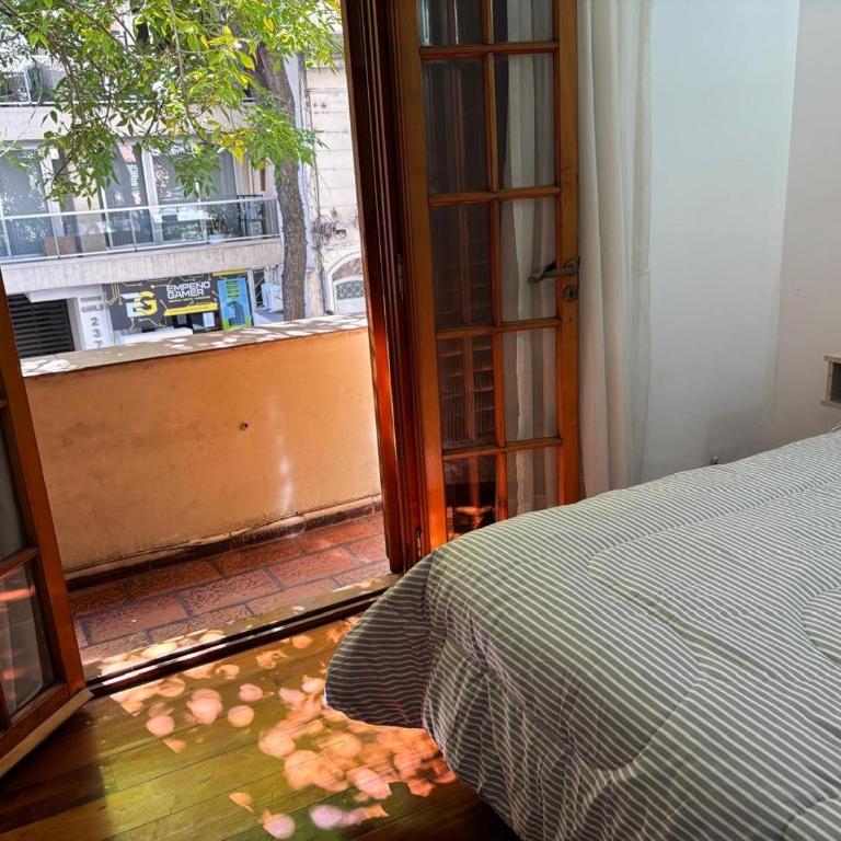 categoria a 1 cuadra plaza espana - Apartamento con balcón - 1
