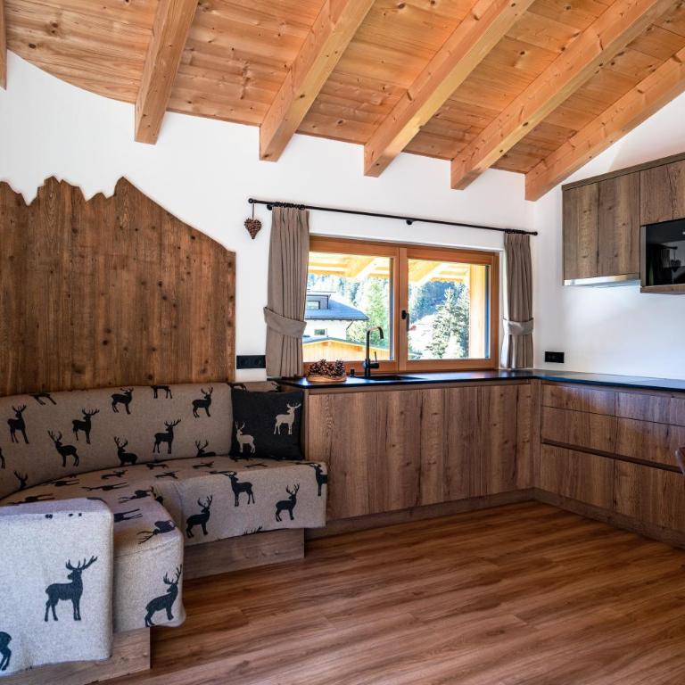 Piciulei Pitl - Appartamento Deluxe con 2 Camere da Letto e Vista Giardino - 18