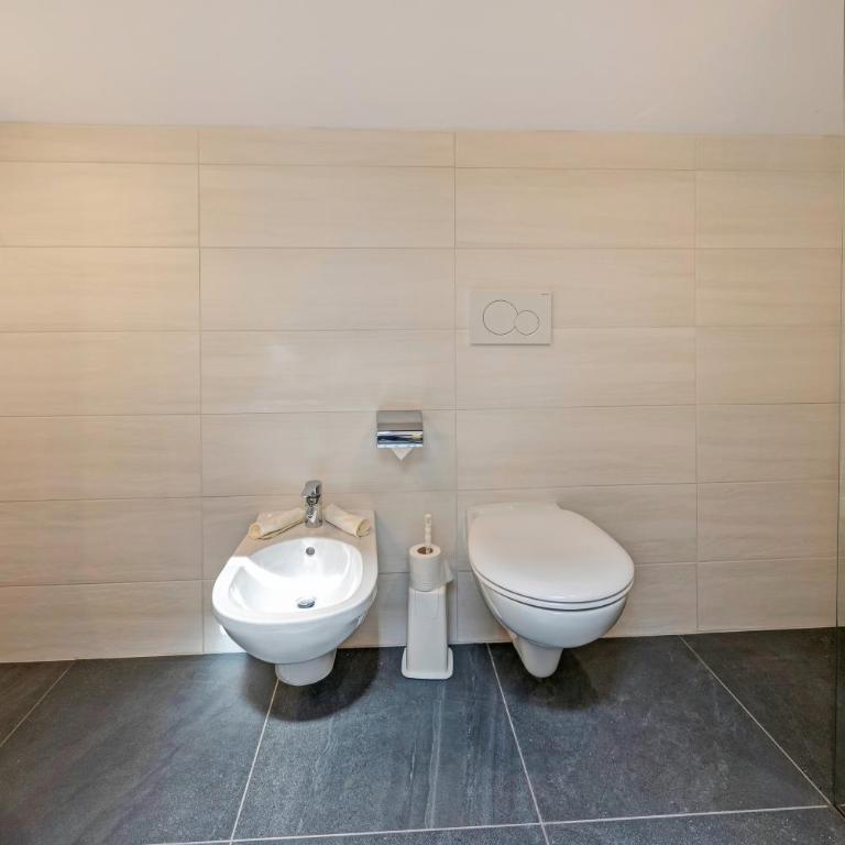 Residence Condor Apt Gitschberg - Appartamento Deluxe con 2 Camere da Letto e Vista Giardino - 17