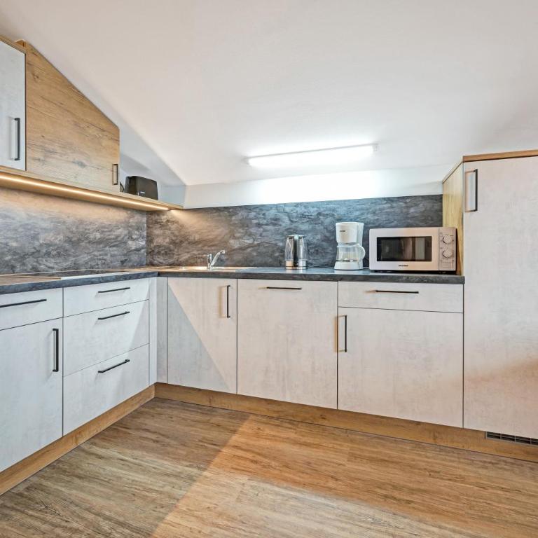 Residence Condor Apt Gitschberg - Appartamento Deluxe con 2 Camere da Letto e Vista Giardino - 4