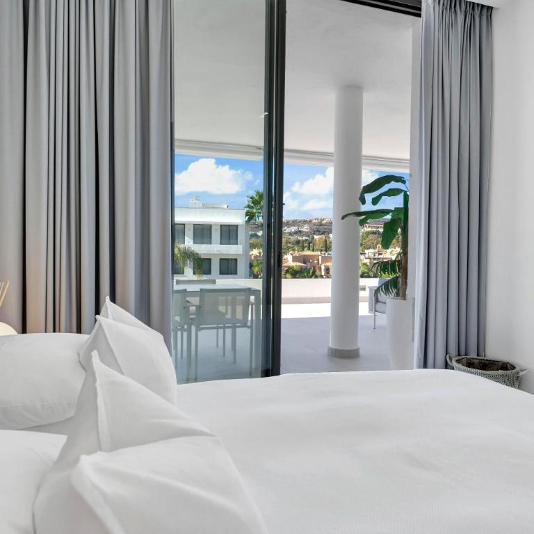 Apartment Cataleya - Two-Bedroom Deluxe Apartment with Garden View - 13