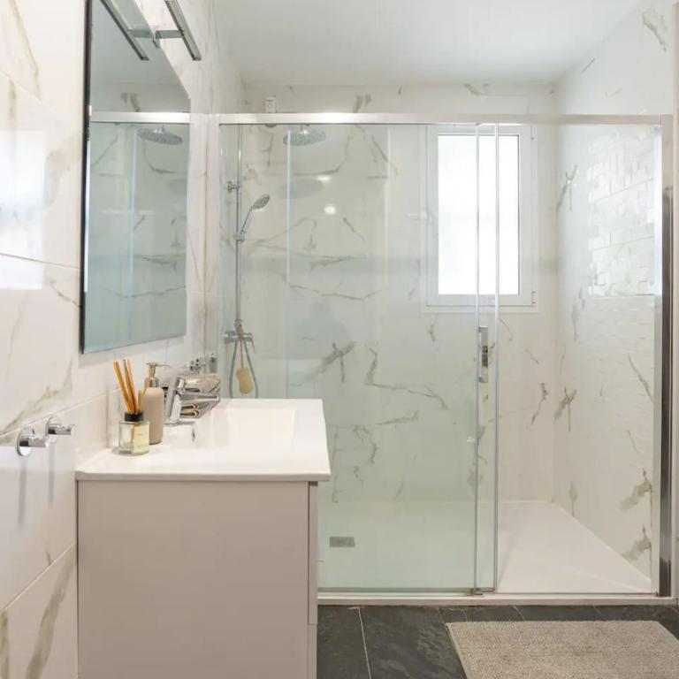 Modern villa with private pool - Casa de 3 dormitorios - 14
