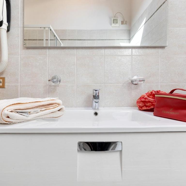 Rustico Spagnol 4 - Appartamento Deluxe con 2 Camere da Letto e Vista Giardino - 20