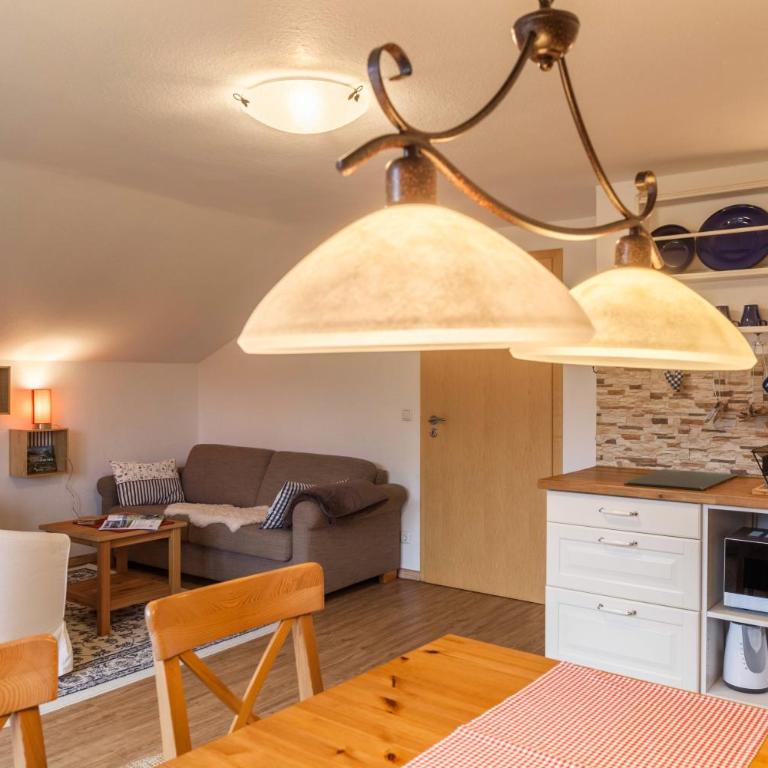 Ferienwohnung Brigitte - Superior One-Bedroom Apartment with Balcony - 11
