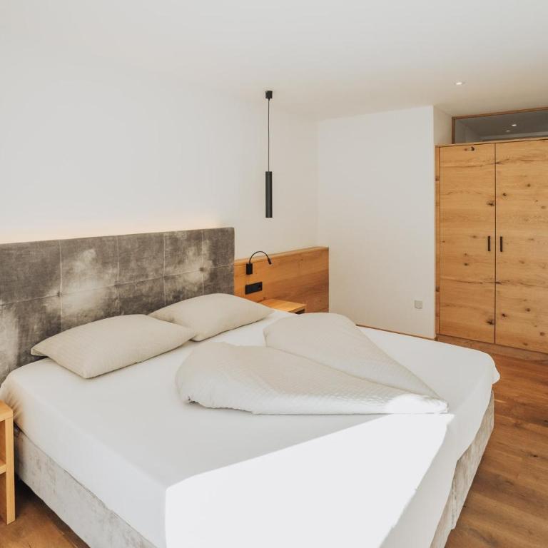 Oberegghof Ferienwohnung Garten - Appartamento Deluxe con 2 Camere da Letto e Vista Giardino - 6