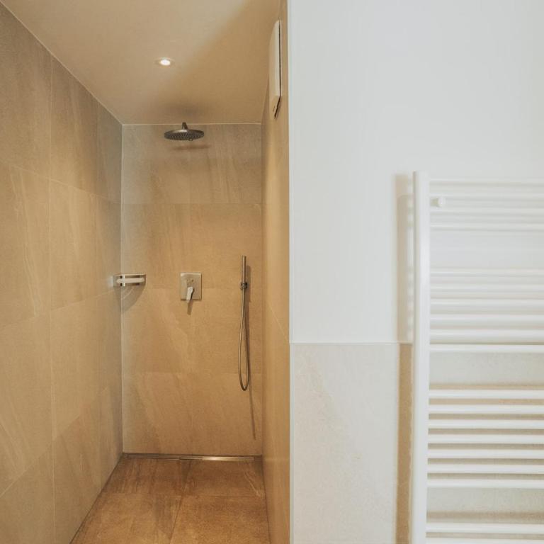 Oberegghof Ferienwohnung Garten - Appartamento Deluxe con 2 Camere da Letto e Vista Giardino - 10
