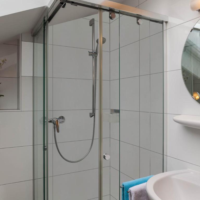 Ferienwohnung Brigitte - Superior One-Bedroom Apartment with Balcony - 22
