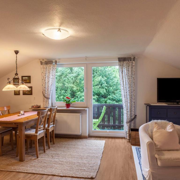 Ferienwohnung Brigitte - Superior One-Bedroom Apartment with Balcony - 5