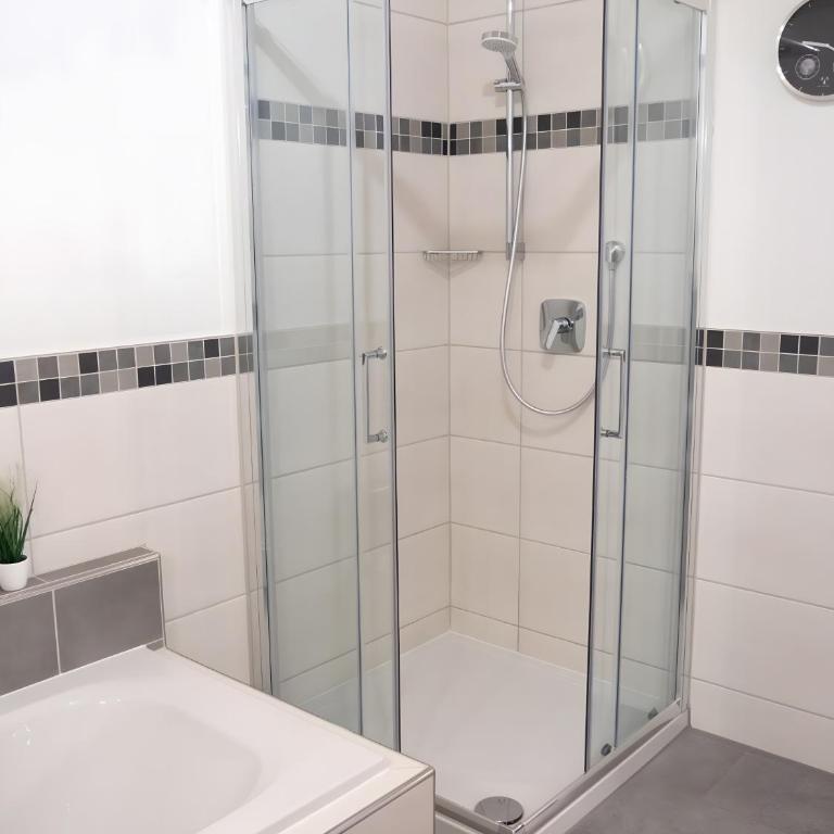 Ferienwohnung-Im Alpenblick-Wangen - Superior Apartment mit 1 Schlafzimmer und Balkon - 14
