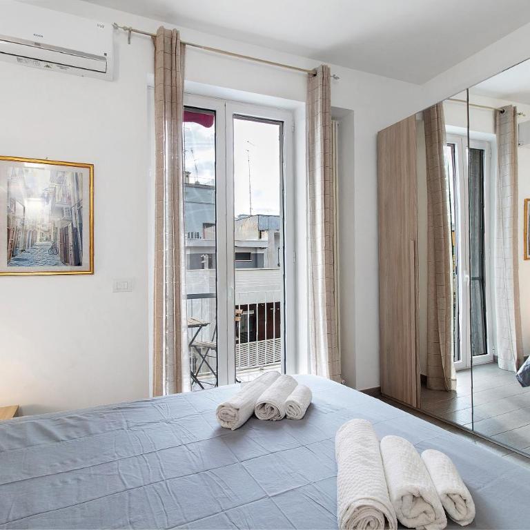 Centro Apartments - Appartamento Deluxe con 2 Camere da Letto e Balcone - 13