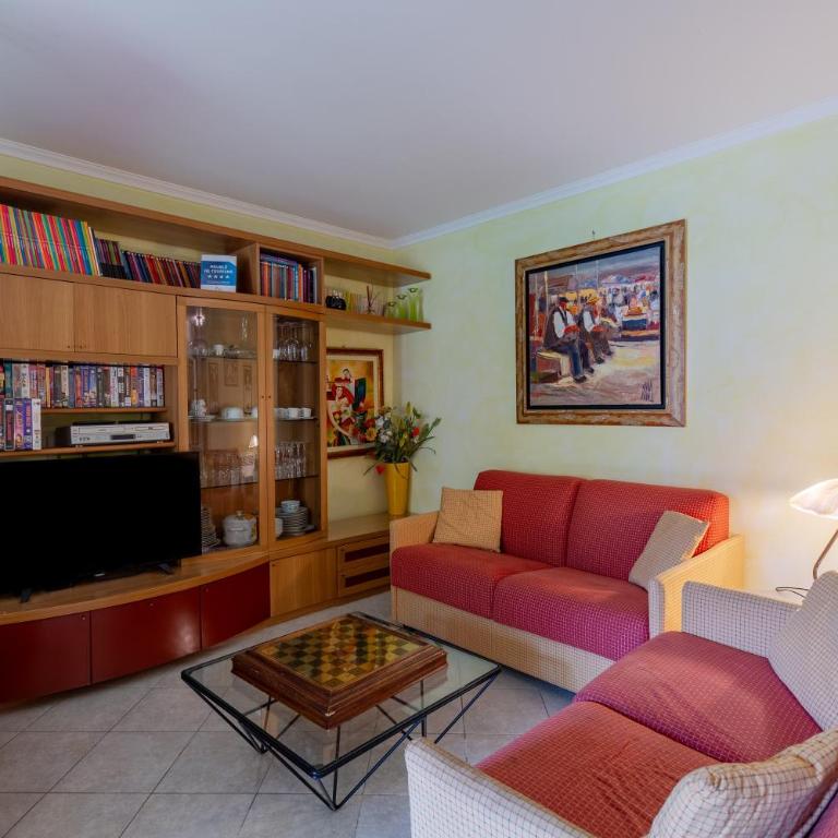 Maison Bruno - Appartement 2 Chambres avec Vue sur la Montagne - 12