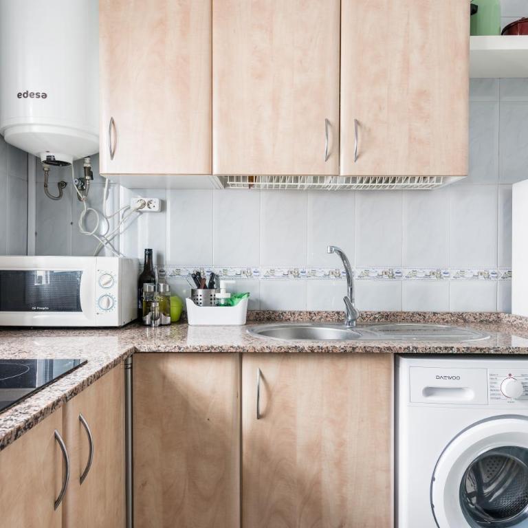 Destino Conil - Apartamento con ducha - 9