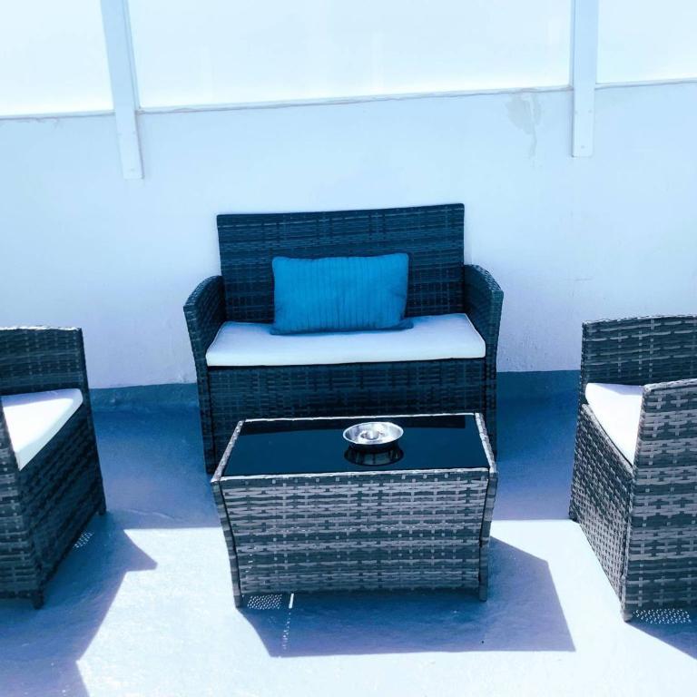 Vacacional Puerto del Carmen - Two-Bedroom Deluxe Apartment with Ocean View - 29