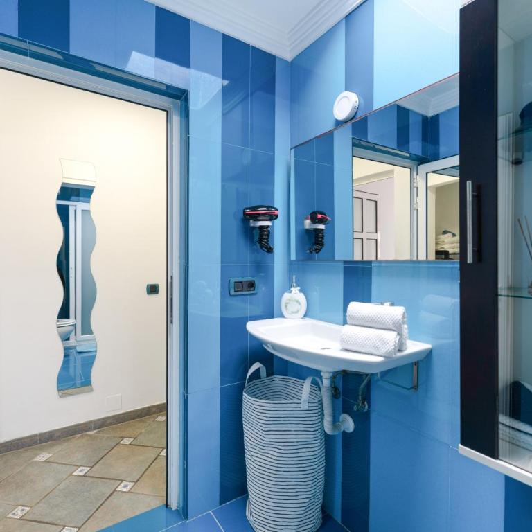 Vacacional Puerto del Carmen - Two-Bedroom Deluxe Apartment with Ocean View - 18