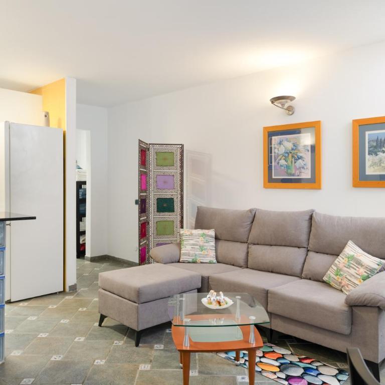 Vacacional Puerto del Carmen - Two-Bedroom Deluxe Apartment with Ocean View - 21