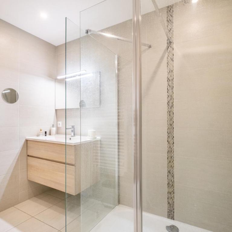 Miramar 2ème Ab002 - Superior One-Bedroom Apartment with Balcony - 16