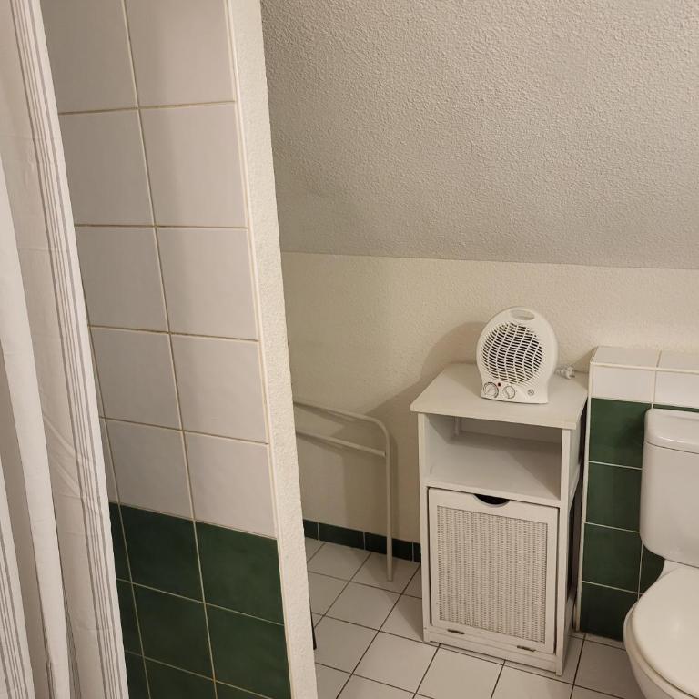 Gîte à Molines en Queyras 8-15 pers - Appartement Supérieur - Vue sur Ville - 24