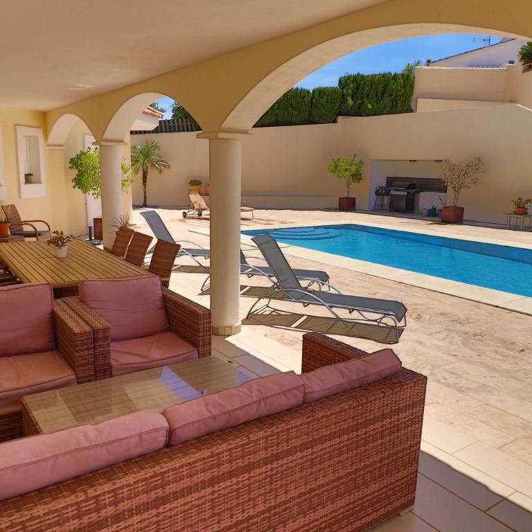 Luxurious villa in the sun - Villa con vistas al mar - 34