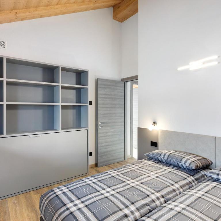 Plaz - Two-Bedroom Chalet - 11