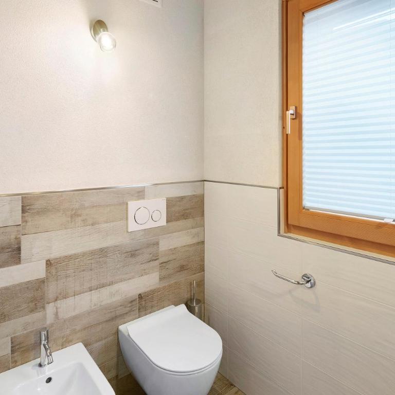 Plaz - Two-Bedroom Chalet - 16