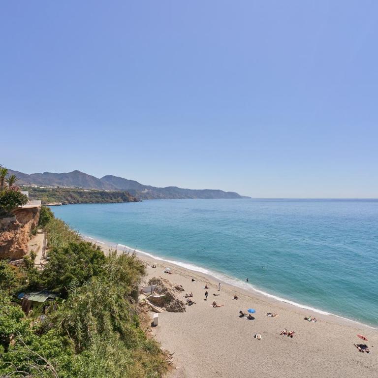 Carabeo 19 - Two-Bedroom Deluxe Apartment with Ocean View - 32