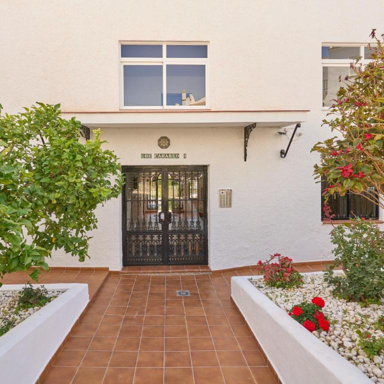 Carabeo 19 - Two-Bedroom Deluxe Apartment with Ocean View - 28