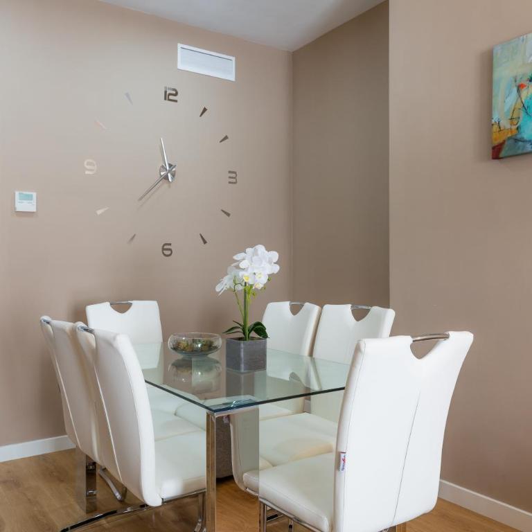 Apartamento Sofia Ronda Center - Apartamento Premium de 3 dormitorios con balcón - 6