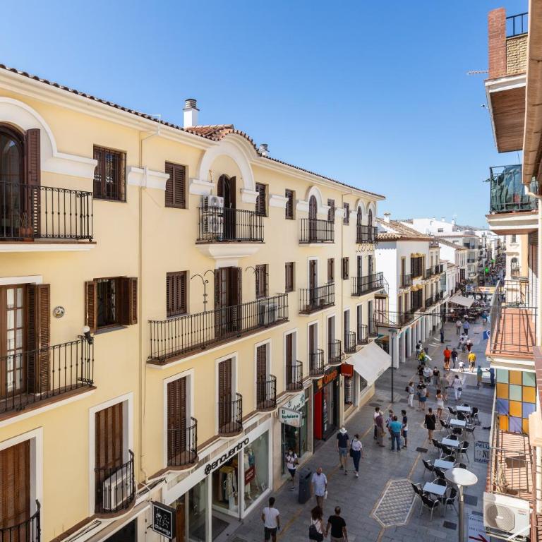 Apartamento Sofia Ronda Center - Apartamento Premium de 3 dormitorios con balcón - 2