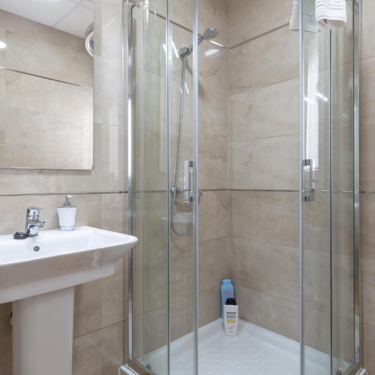 Apartamento Sofia Ronda Center - Apartamento Premium de 3 dormitorios con balcón - 13