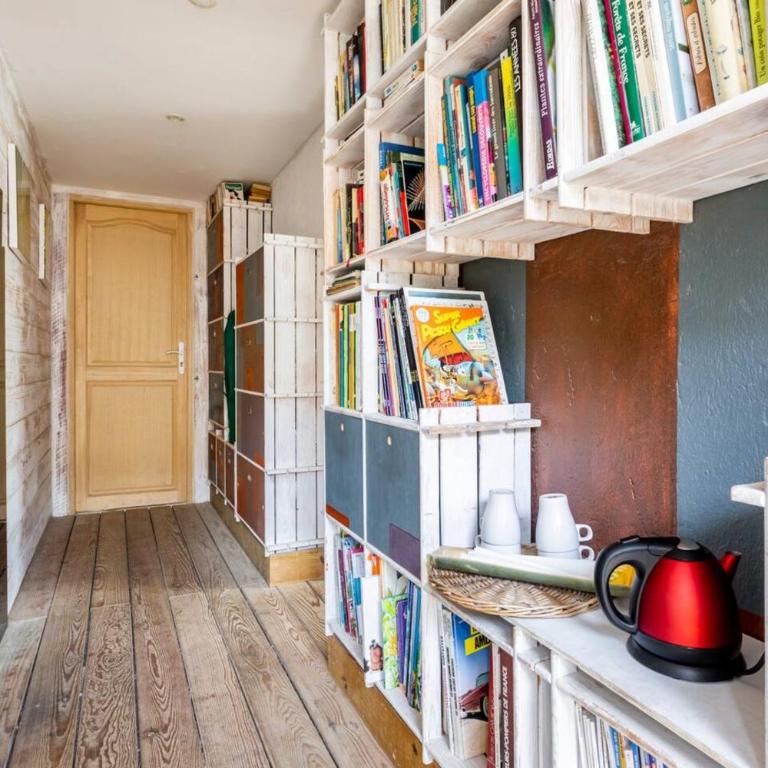 La chambre L'ile de Tom - Chambre Standard Lit Queen-Size - 5