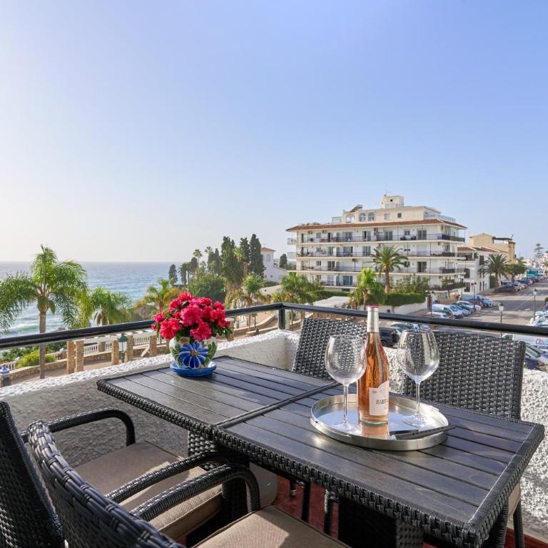 Spectacular Sea Views, 2 bed,2 bath - Apartamento Deluxe de 2 dormitorios con vistas al mar - 2