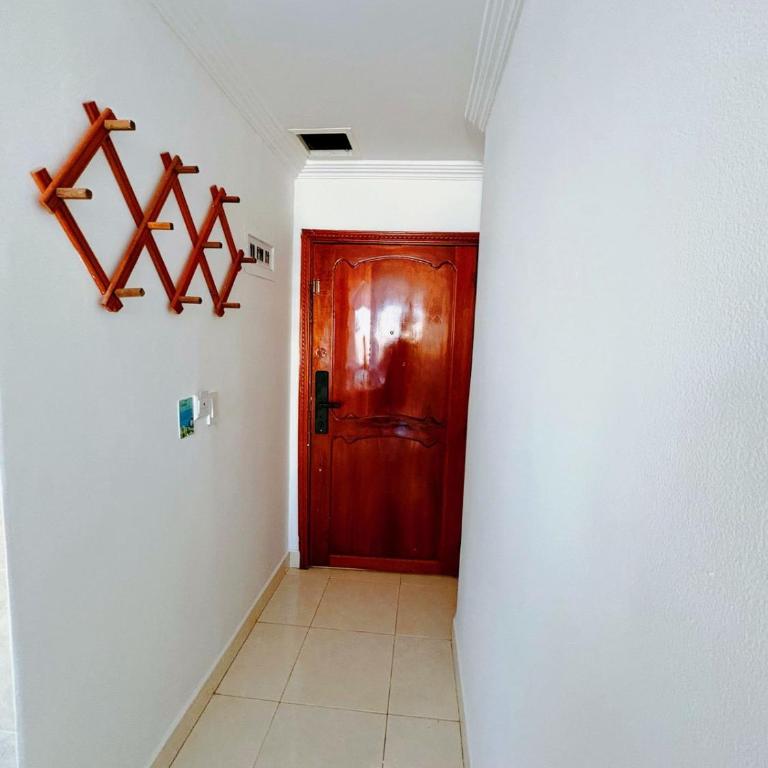 Lindos Apartamentos Frente a la playa - El Laguito - Apartment with Balcony - 26