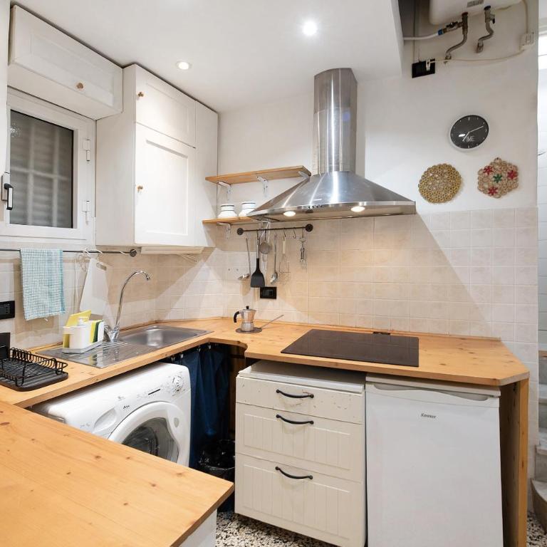 Bright Apartment Genova - Appartamento con doccia - 5