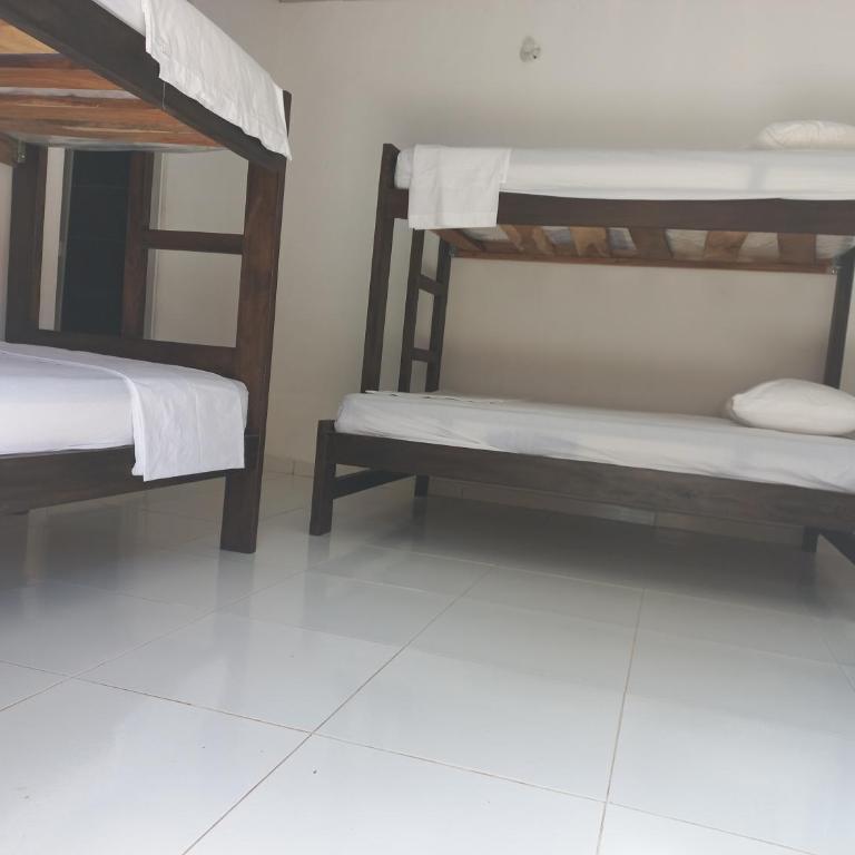 Habitaciones ideales para el descanso - Two-Bedroom Apartment - 7